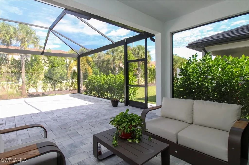 14803 Loggerhead Drive Naples FL 34120