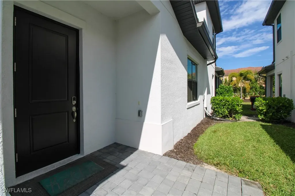 14803 Loggerhead Drive Naples FL 34120