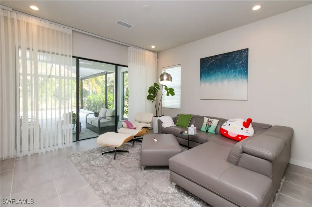 14803 Loggerhead Drive Naples FL 34120