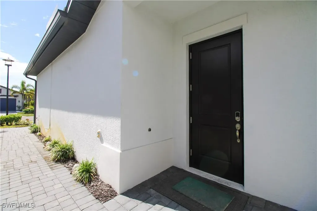 14803 Loggerhead Drive Naples FL 34120