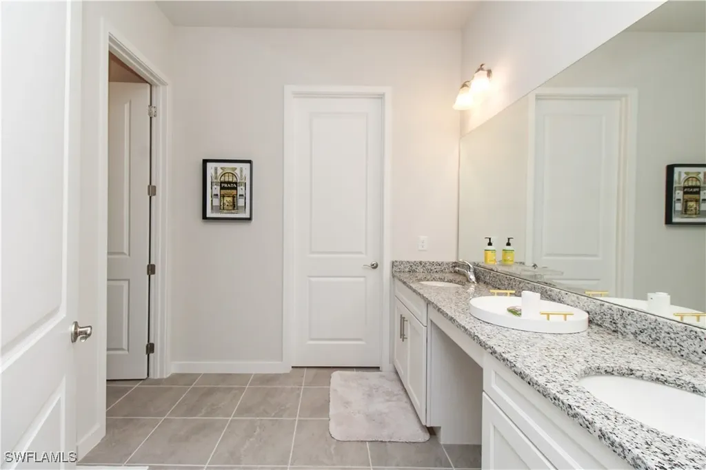14803 Loggerhead Drive Naples FL 34120