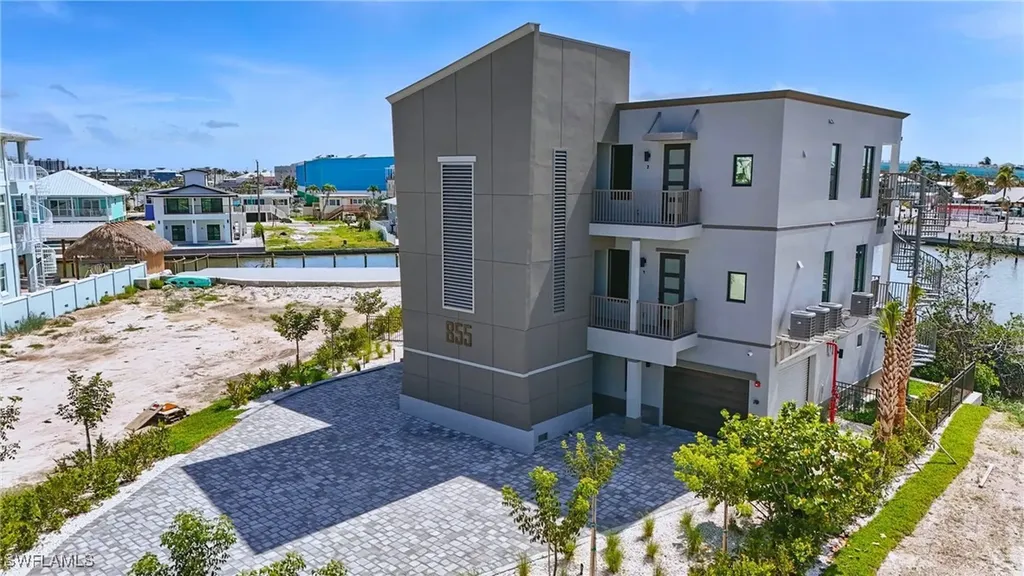 855 Lagoon Street Fort Myers Beach FL 33931