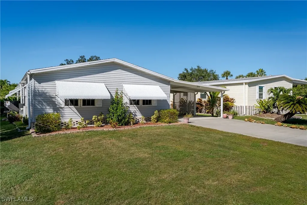 255 Riverwood Road Naples FL 34114