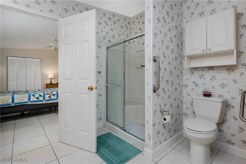 255 Riverwood Road Naples FL 34114