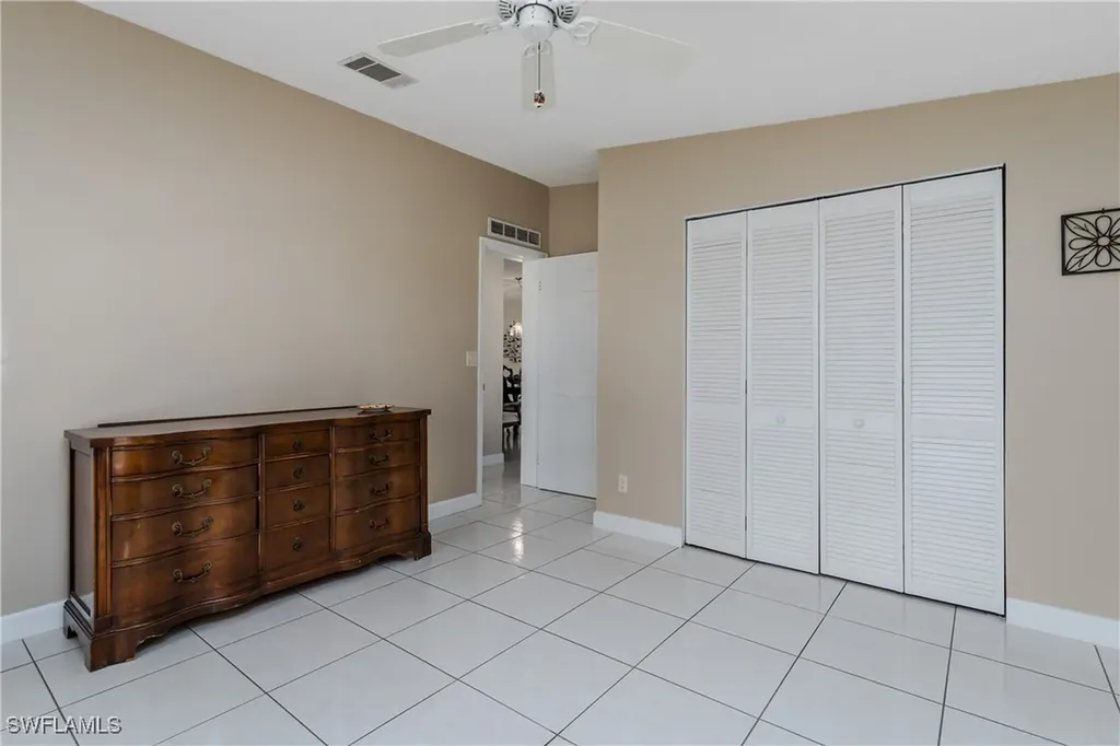 255 Riverwood Road Naples FL 34114