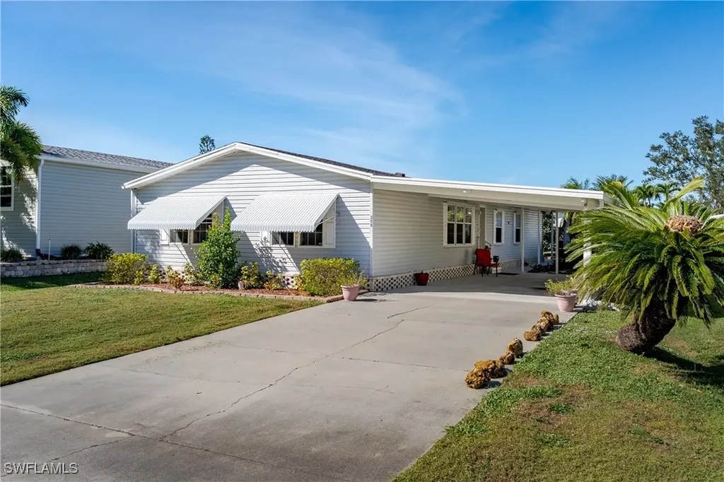 255 Riverwood Road Naples FL 34114