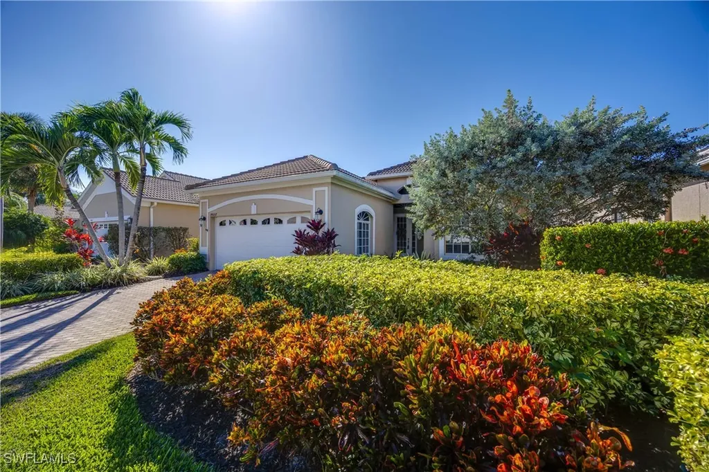 14607 Glen Eden Drive Naples FL 34110