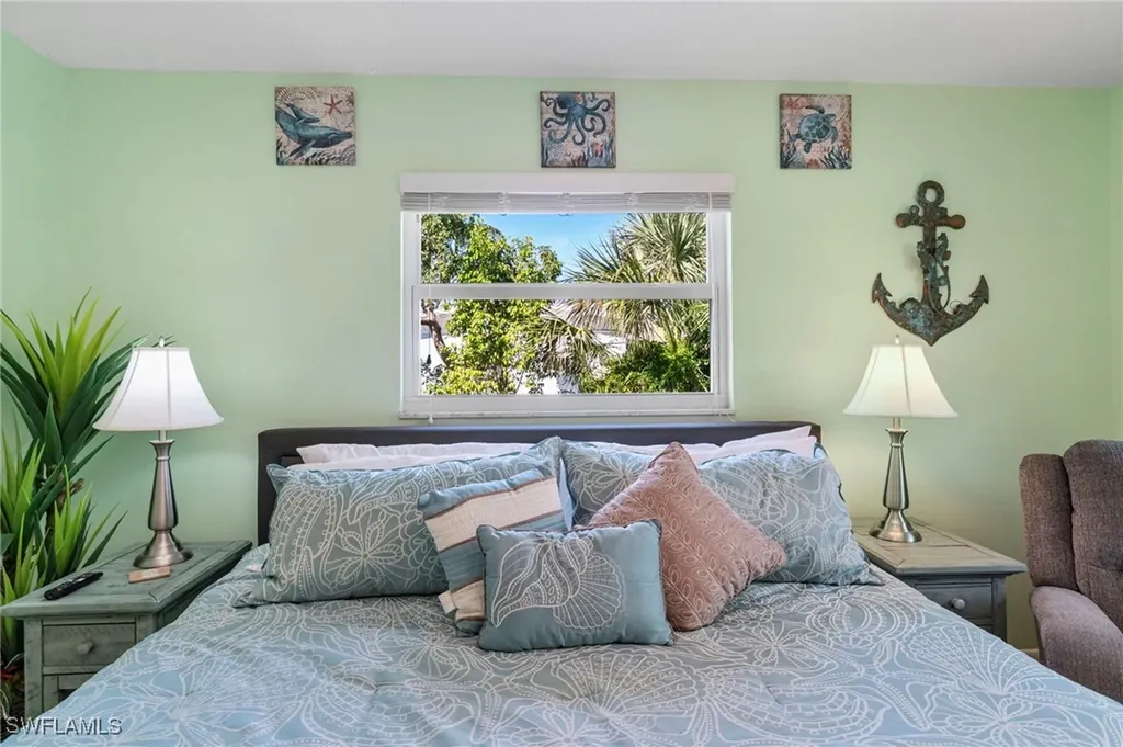 11 2nd Street Bonita Springs FL 34134