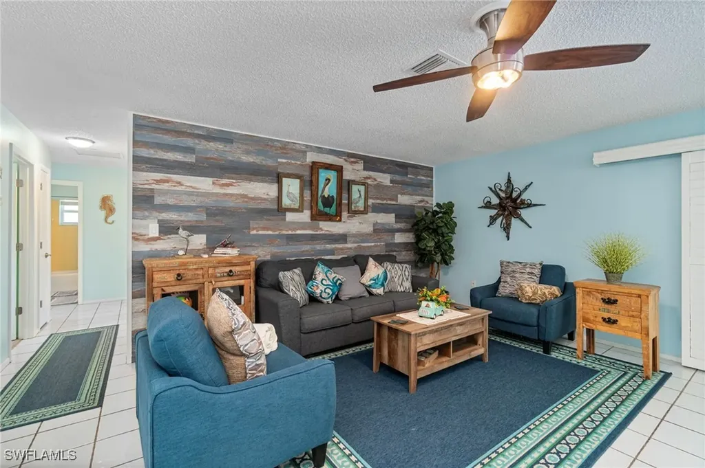 11 2nd Street Bonita Springs FL 34134