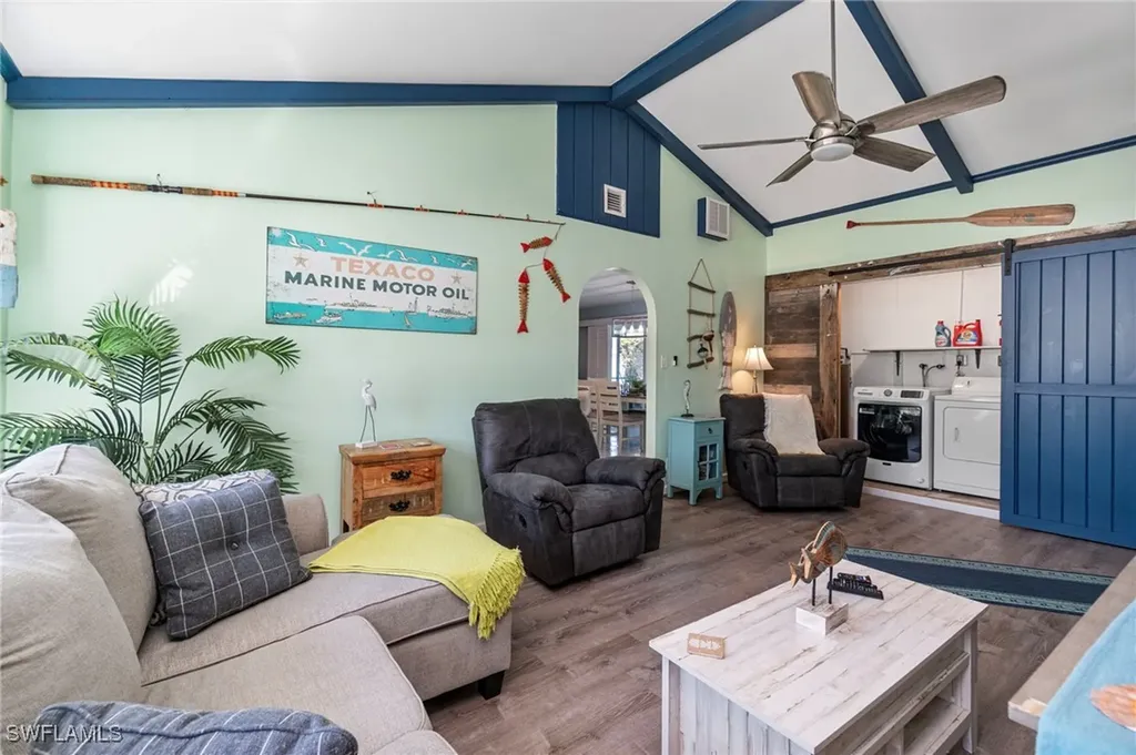 11 2nd Street Bonita Springs FL 34134