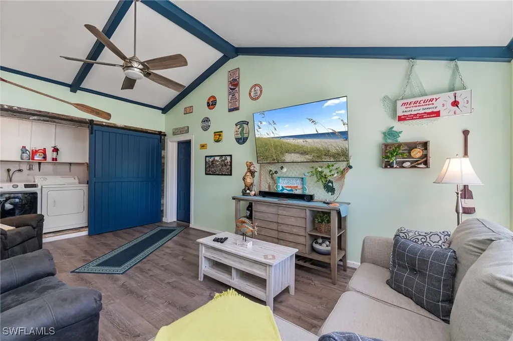 11 2nd Street Bonita Springs FL 34134