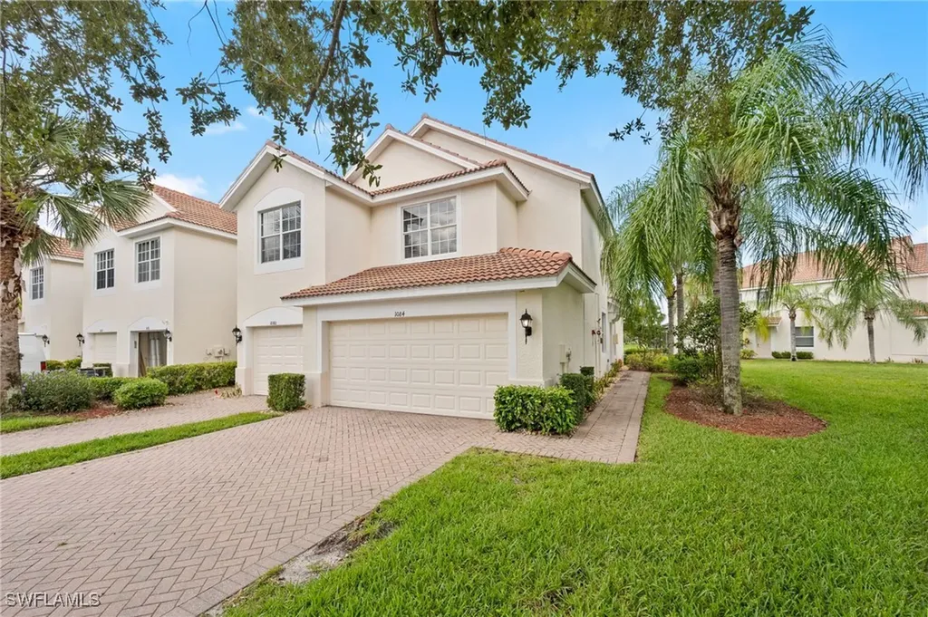 1084 Hampton Circle Naples FL 34105