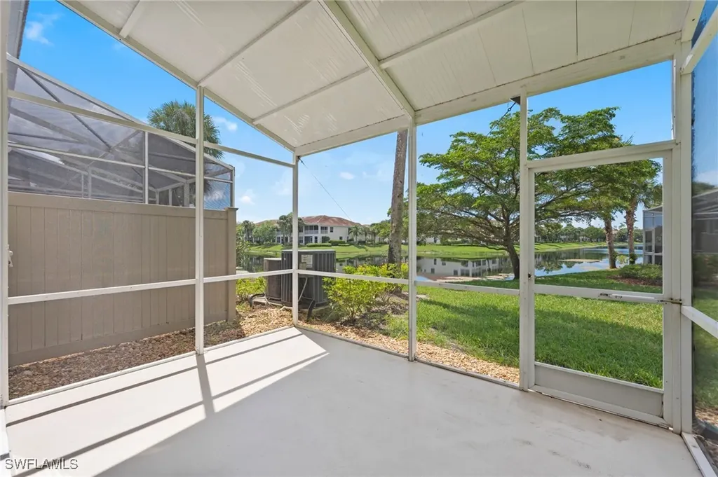 1084 Hampton Circle Naples FL 34105