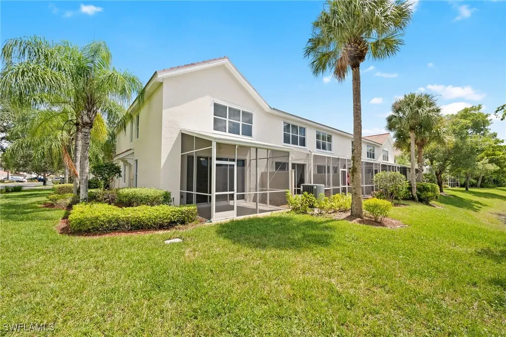 1084 Hampton Circle Naples FL 34105