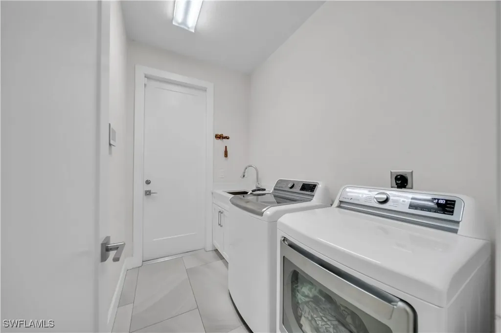 860 Desoto Boulevard N Naples FL 34120