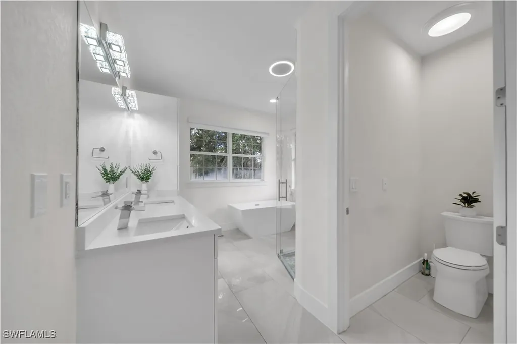 860 Desoto Boulevard N Naples FL 34120