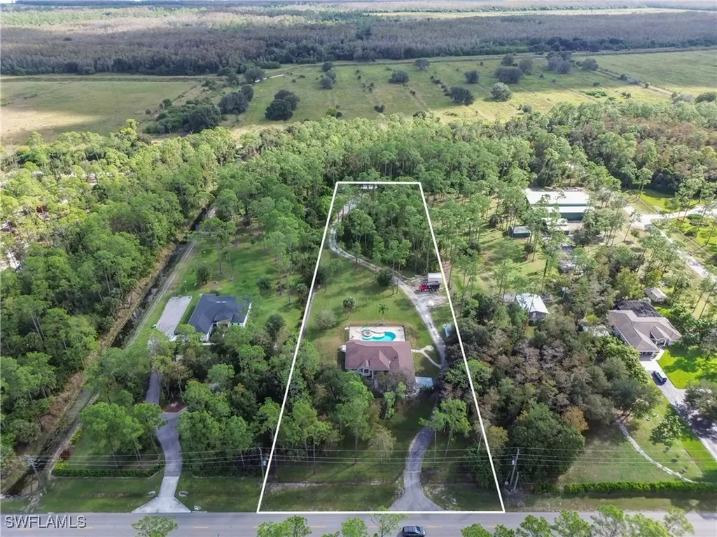 860 Desoto Boulevard N Naples FL 34120
