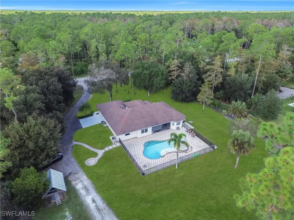 860 Desoto Boulevard N Naples FL 34120