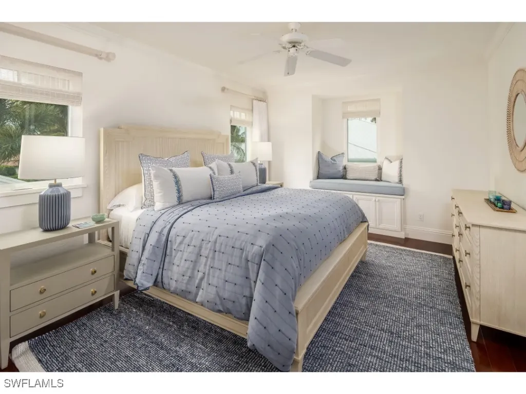 4042 Old Trail Way Naples FL 34103