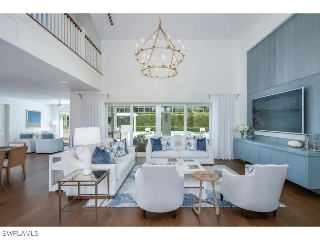 4042 Old Trail Way Naples FL 34103