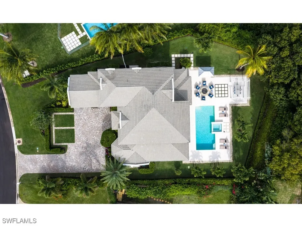 4042 Old Trail Way Naples FL 34103