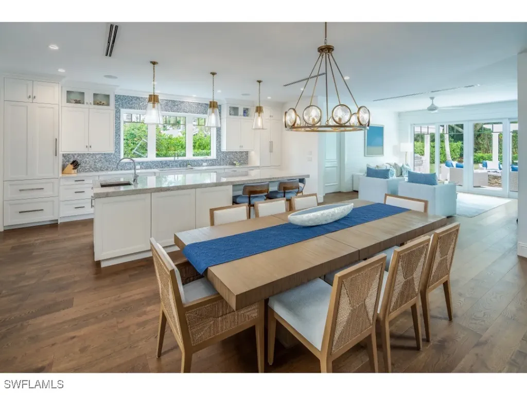 4042 Old Trail Way Naples FL 34103