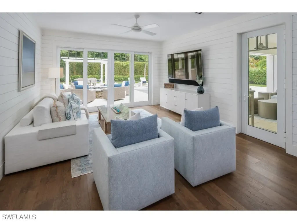 4042 Old Trail Way Naples FL 34103