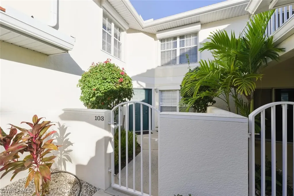 4910 Deerfield Way Naples FL 34110