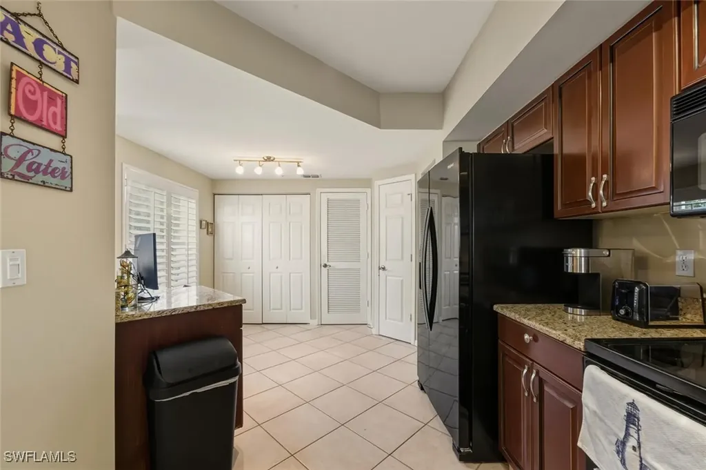 4910 Deerfield Way Naples FL 34110