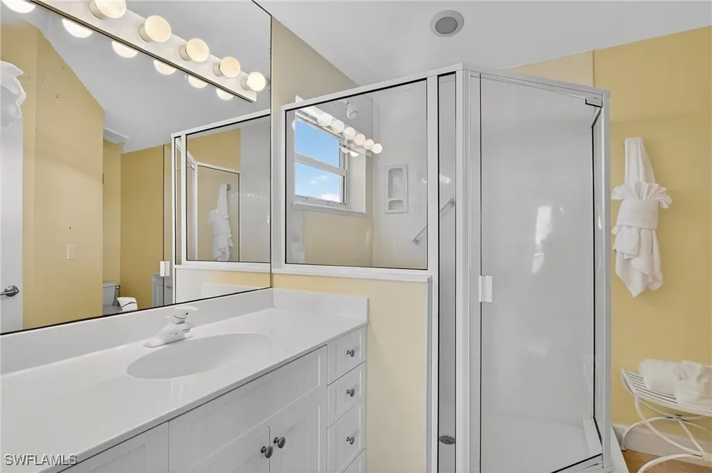 1433 Sanderling Circle Sanibel FL 33957