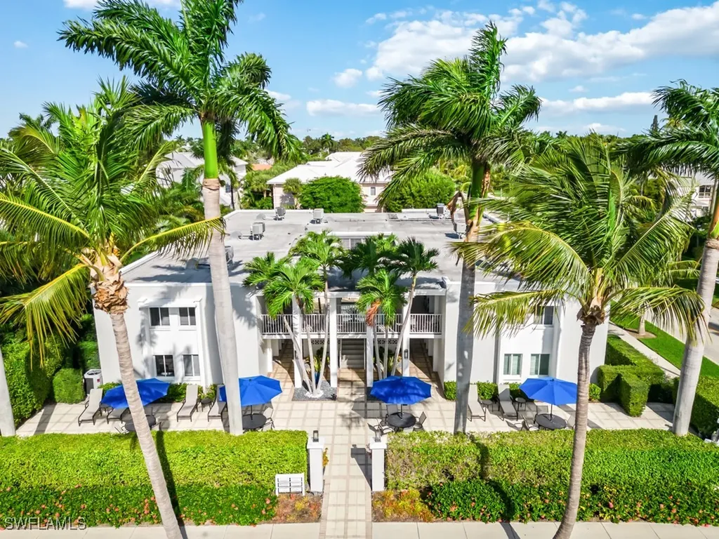 175 5th Avenue S Naples FL 34102