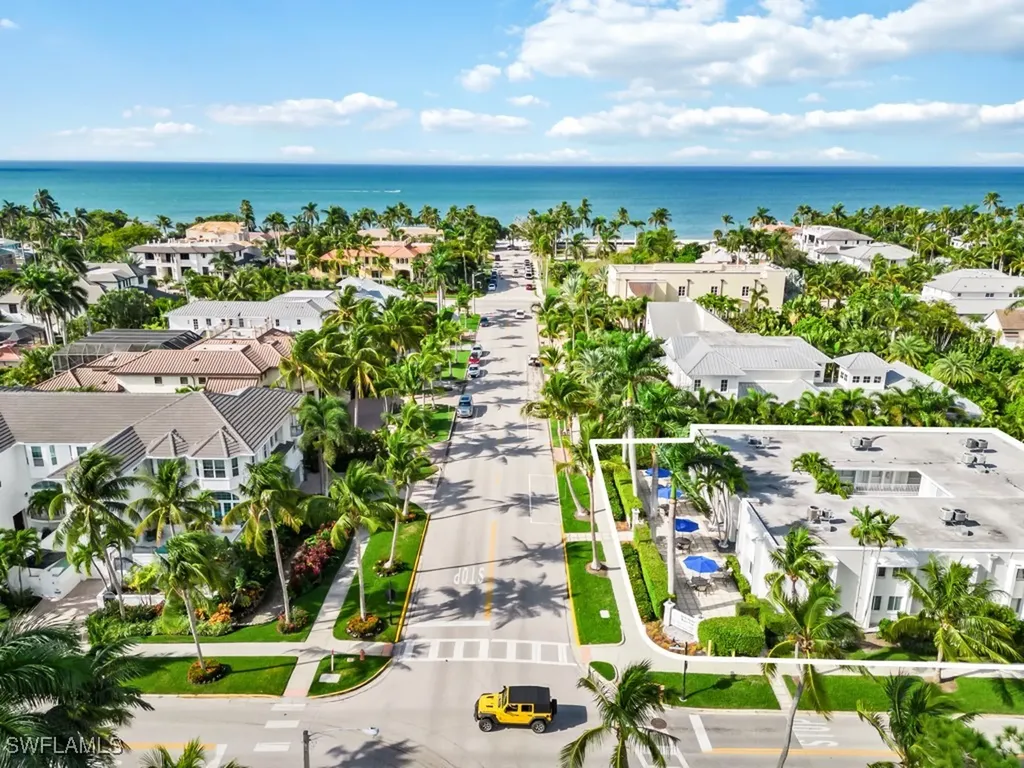 175 5th Avenue S Naples FL 34102