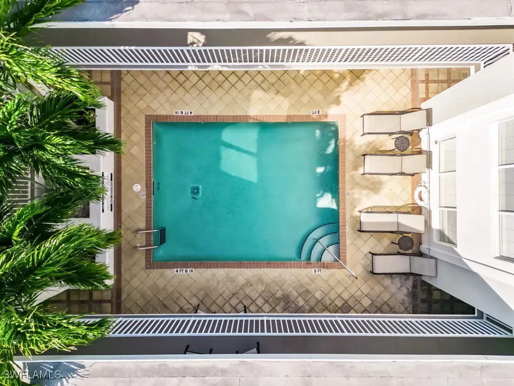 175 5th Avenue S Naples FL 34102