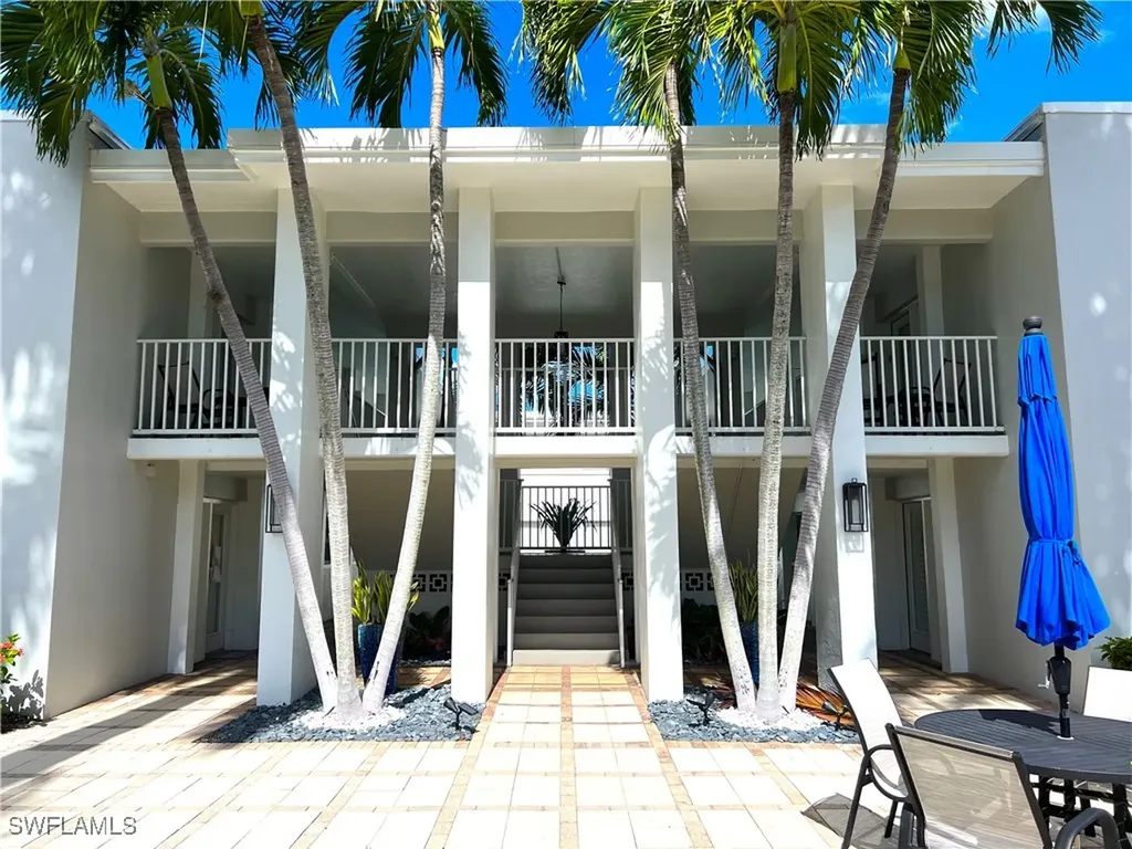 175 5th Avenue S Naples FL 34102