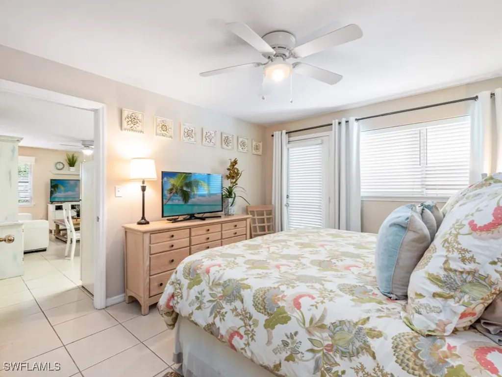 175 5th Avenue S Naples FL 34102