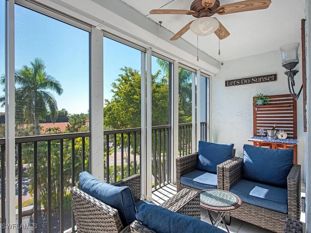555 Park Shore Drive Naples FL 34103