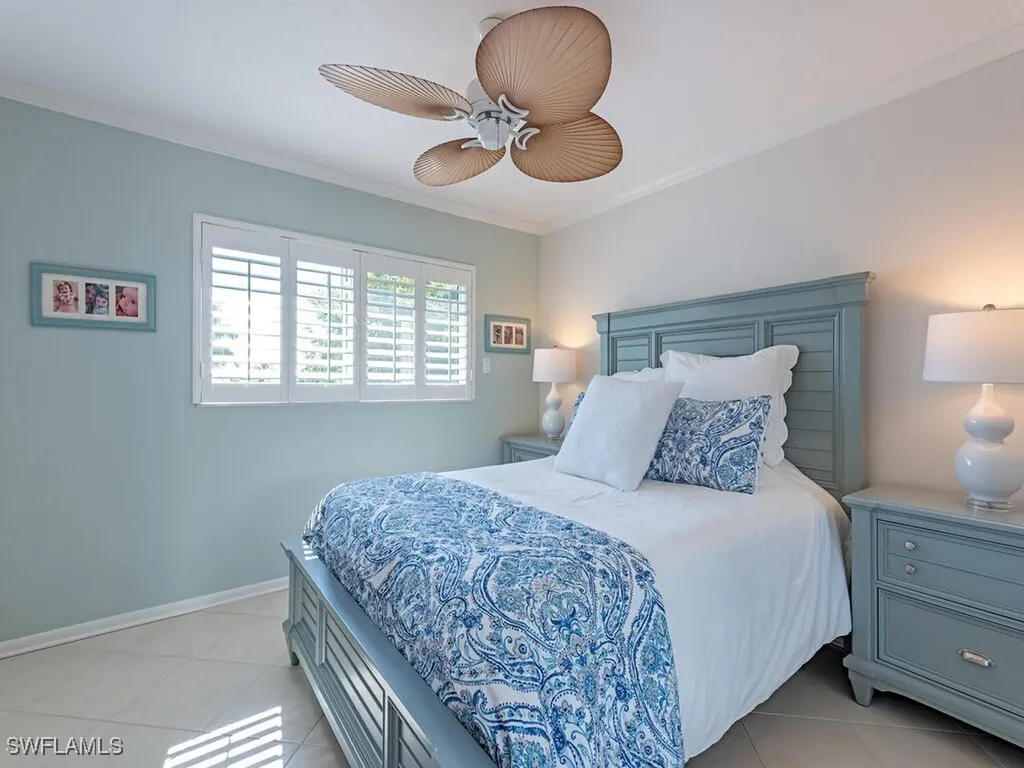 555 Park Shore Drive Naples FL 34103
