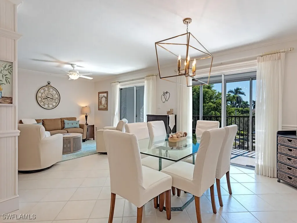 555 Park Shore Drive Naples FL 34103