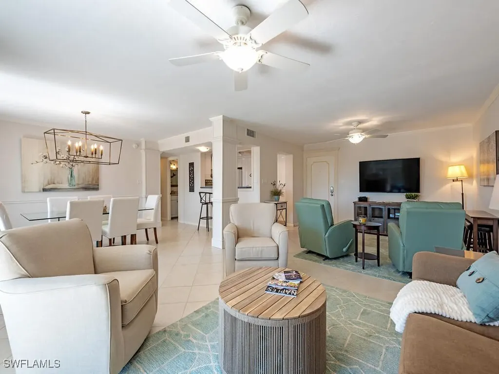555 Park Shore Drive Naples FL 34103