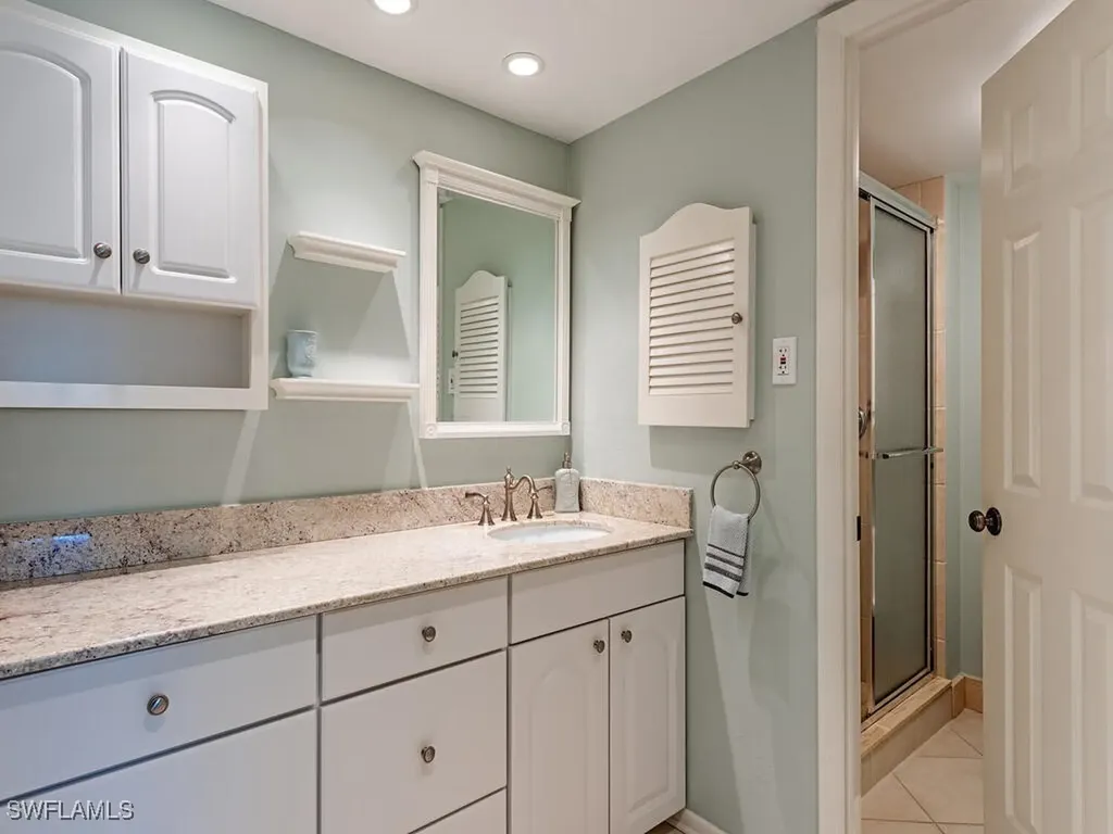 555 Park Shore Drive Naples FL 34103