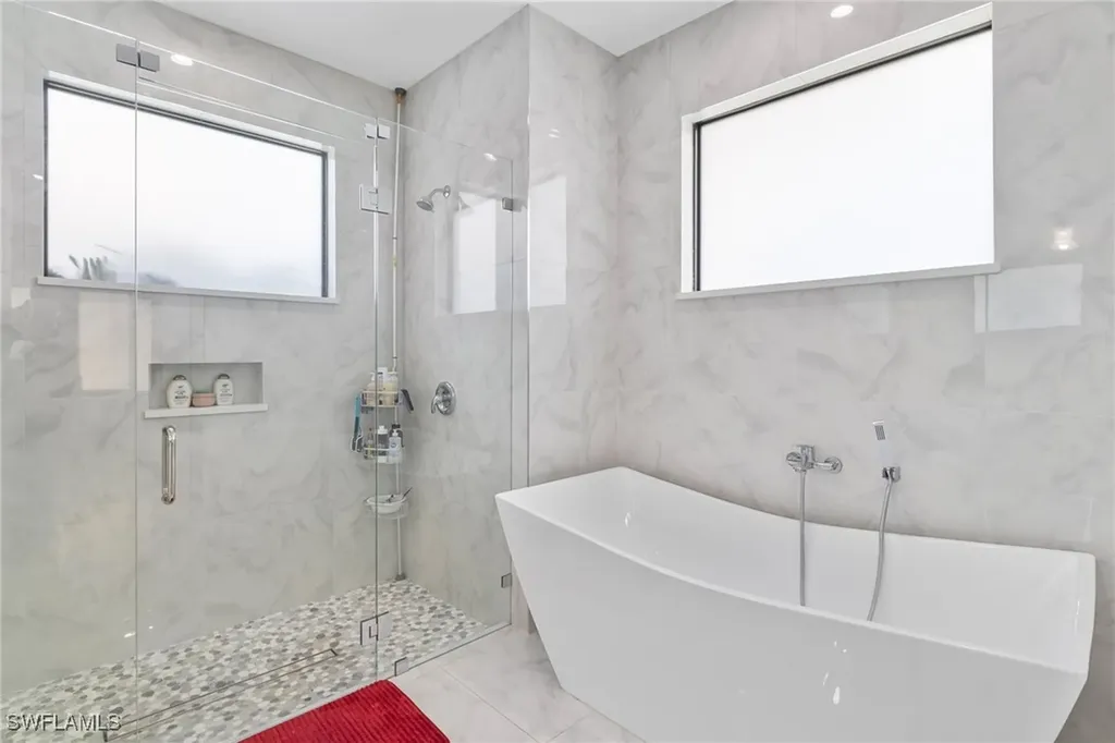 2406 37th Avenue NE Naples FL 34120