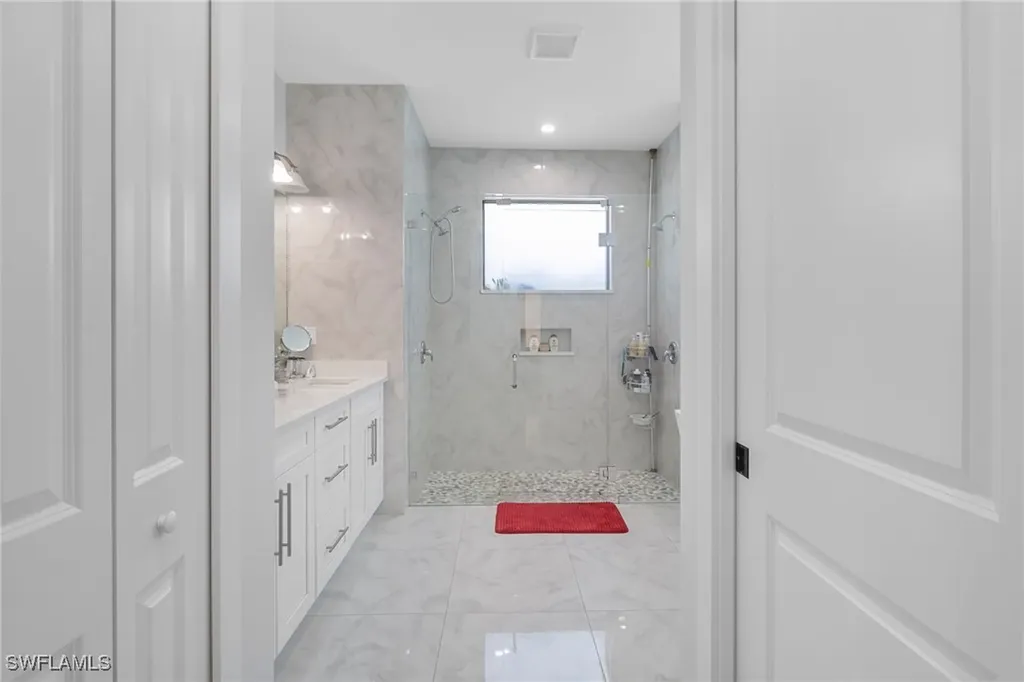 2406 37th Avenue NE Naples FL 34120