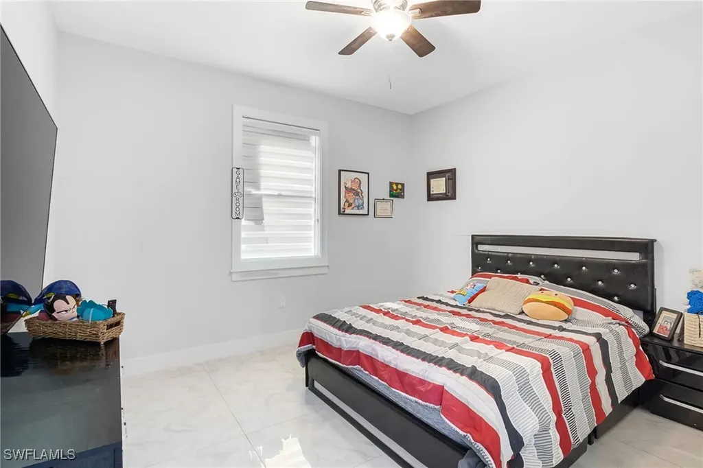 2406 37th Avenue NE Naples FL 34120