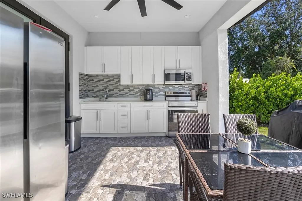 2406 37th Avenue NE Naples FL 34120