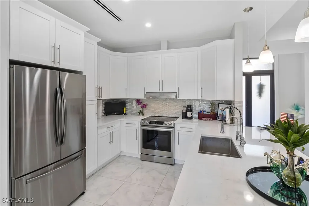 2406 37th Avenue NE Naples FL 34120