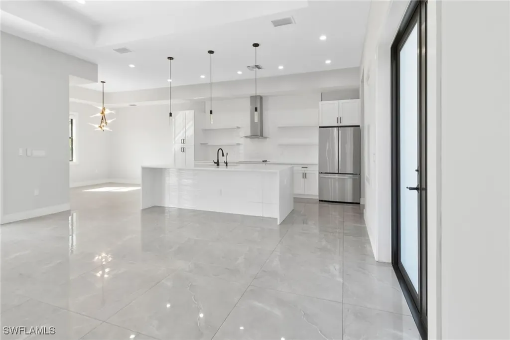 2740 35th Avenue NE Naples FL 34120