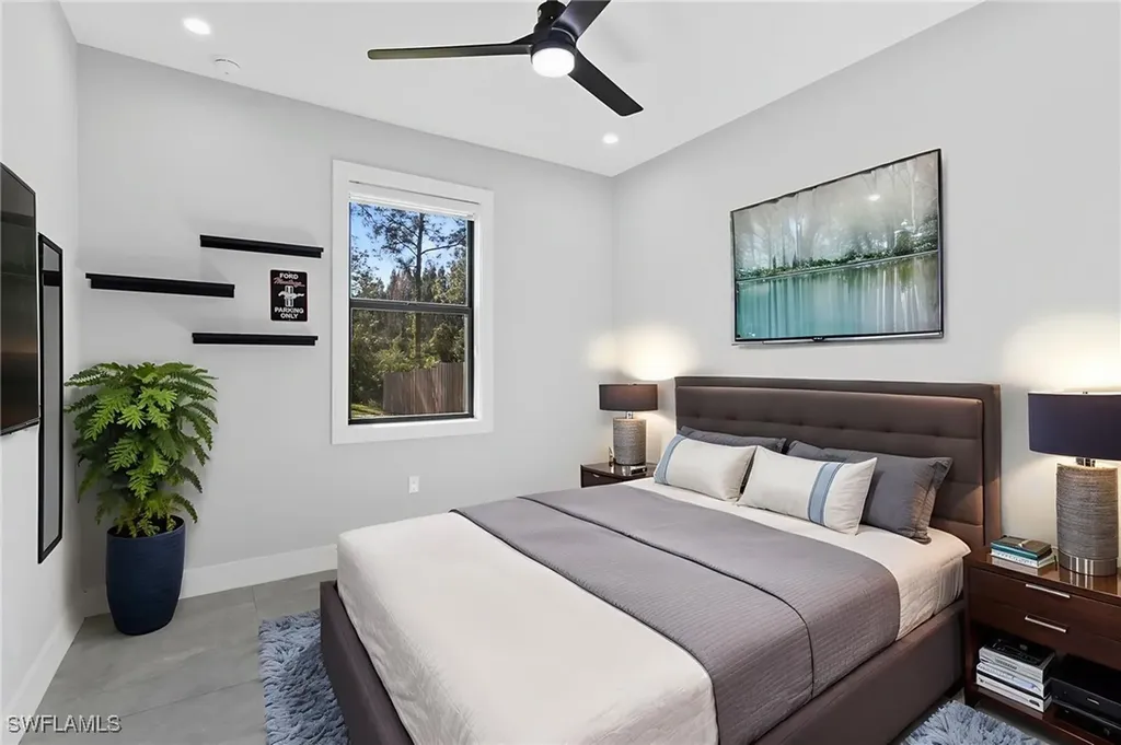 2740 35th Avenue NE Naples FL 34120