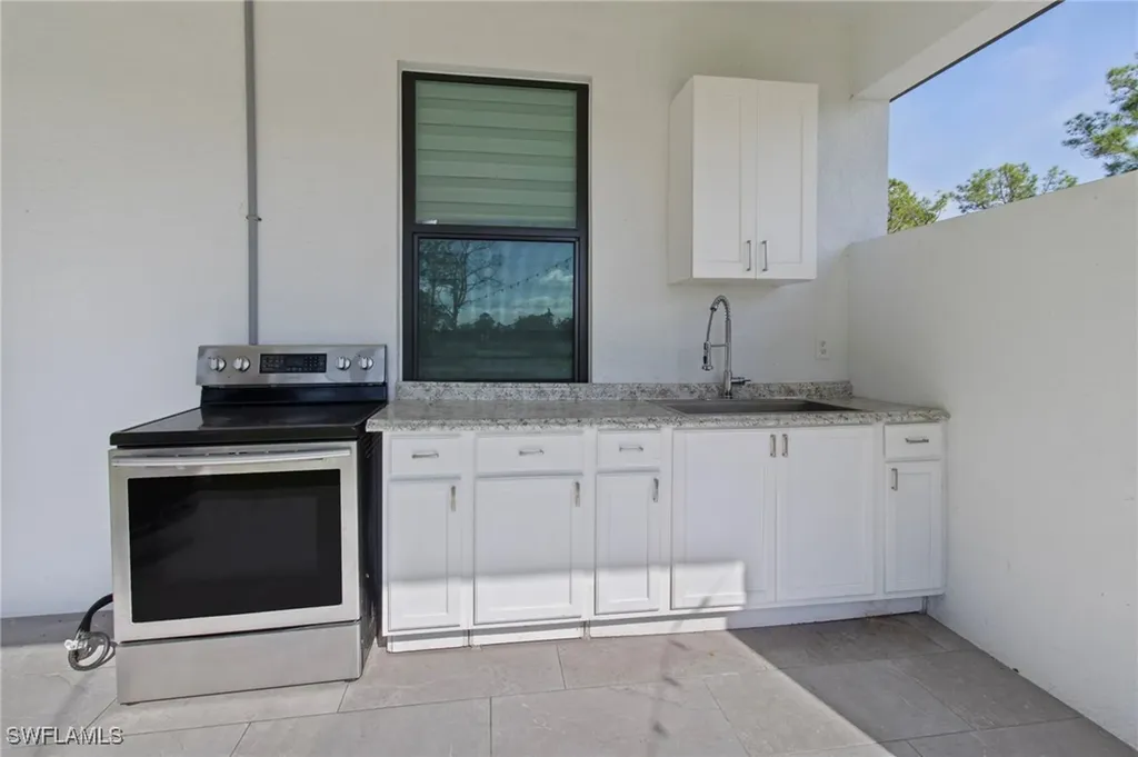 2740 35th Avenue NE Naples FL 34120