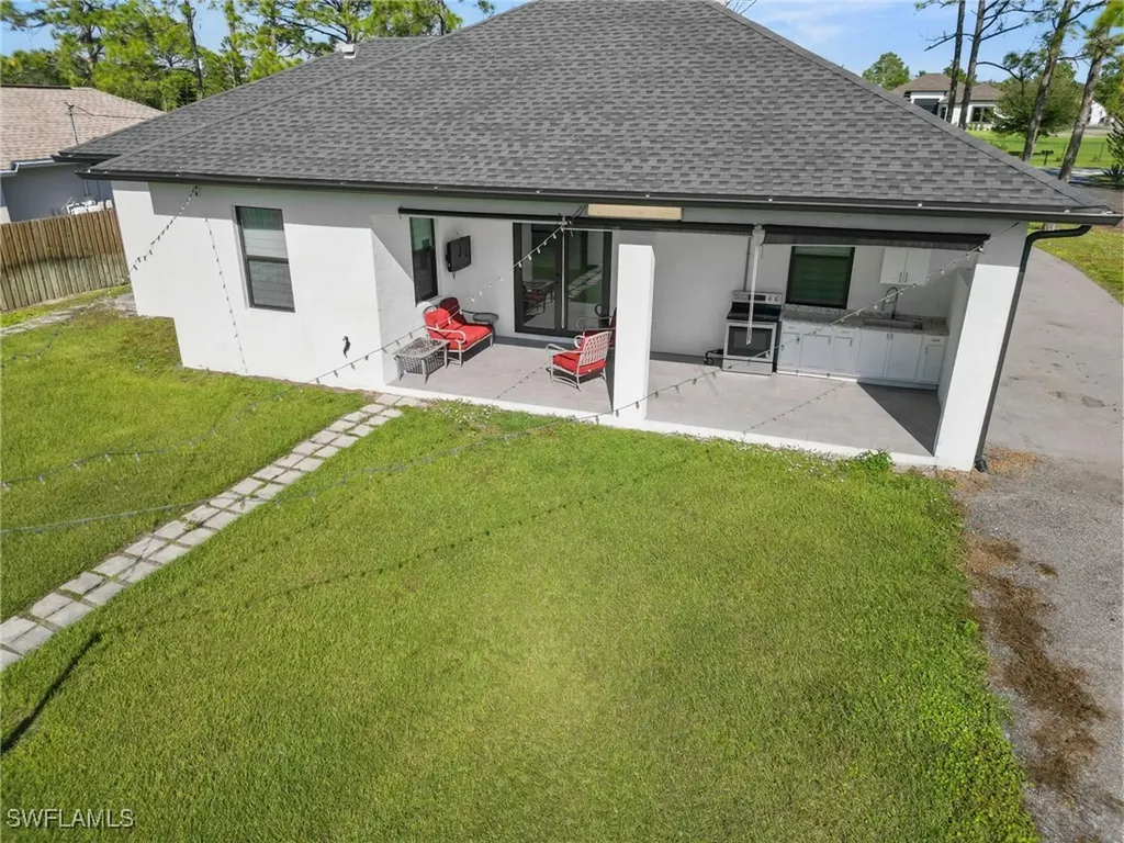 2740 35th Avenue NE Naples FL 34120