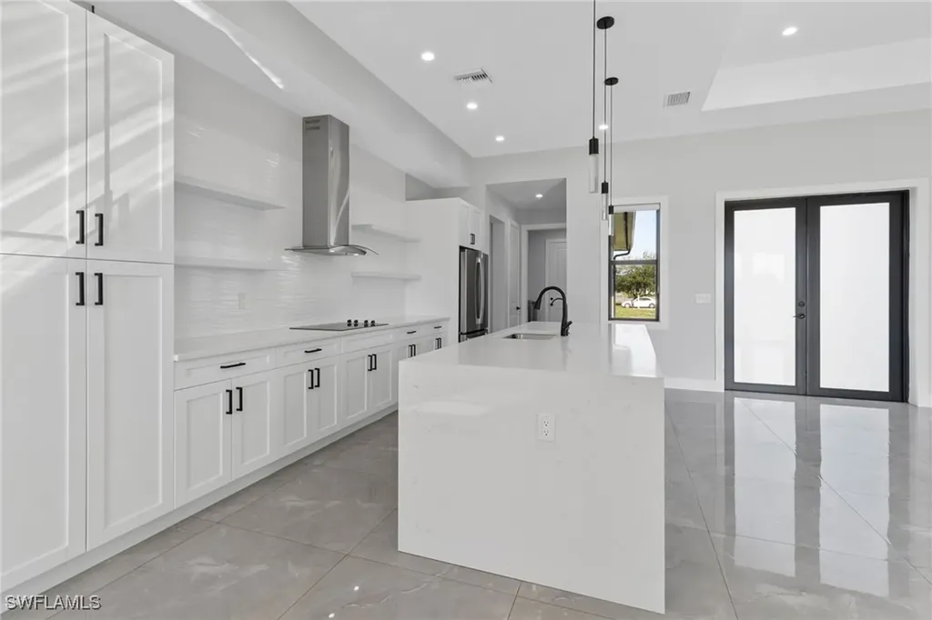 2740 35th Avenue NE Naples FL 34120